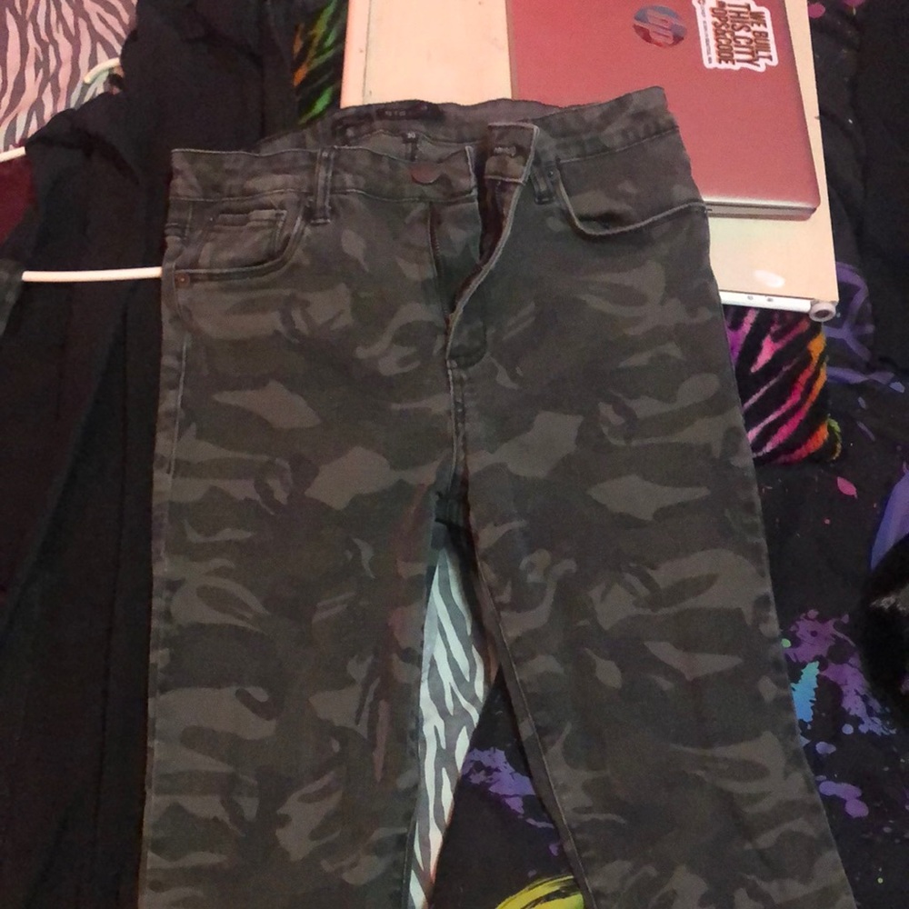 Women’s jeans